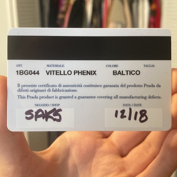 Prada Vitello Phenix Leather Tote - Picture 7 of 7